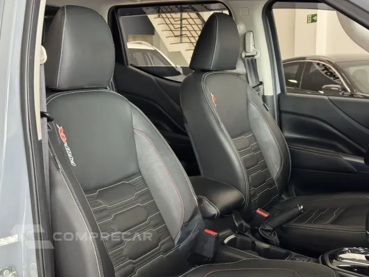 Frontier 2.3 16V PRO4X CABINE DUPLA 4X4 BI-TURBO DIESEL AUTO