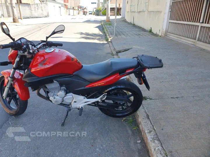 CB 300 R