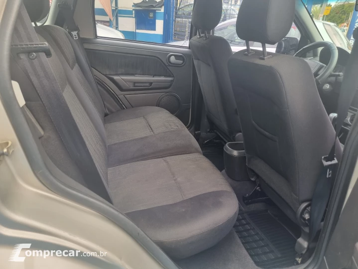 ECOSPORT 1.6 Freestyle 8V