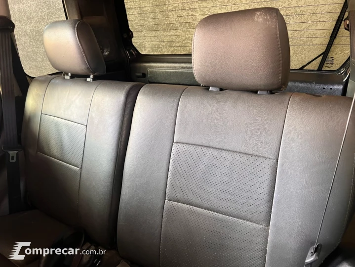 PAJERO TR4 2.0 4X4 16V 140CV FLEX 4P AUTOMÁTICO