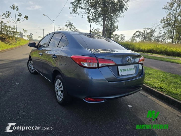 YARIS 1.5 16V FLEX SEDAN XL LIVE MULTIDRIVE