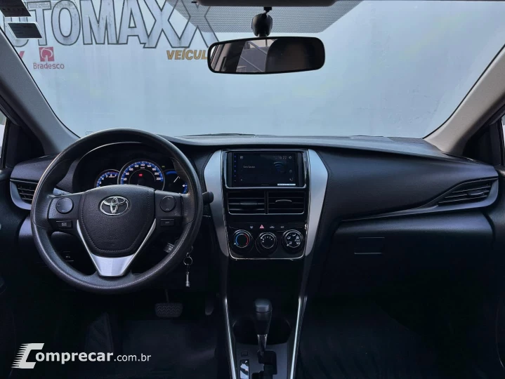 YARIS 1.5 16V Sedan XL