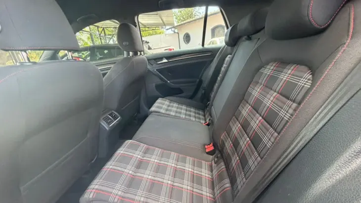 Golf 2.0 4P GTI TURBO AUTOMÁTICO