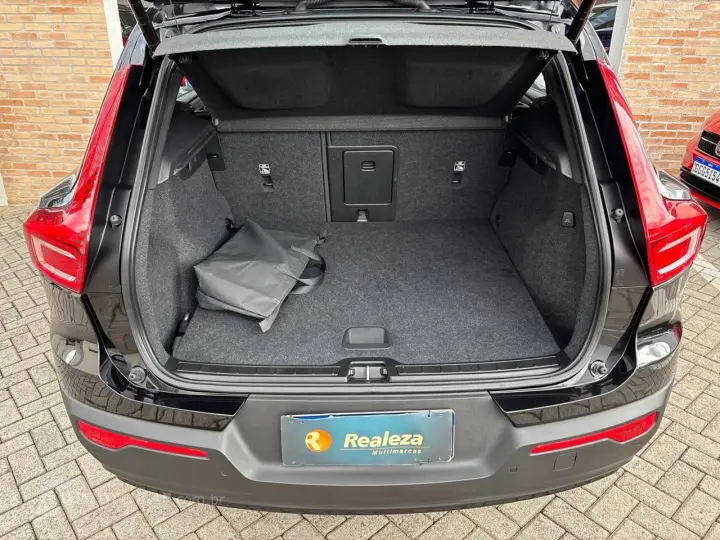 XC40 T5H RDESIGN Xc 40 t5h rdesign