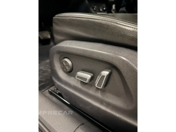 Q3 1.4 TFSI AMBIENTE FLEX 4P S TRONIC