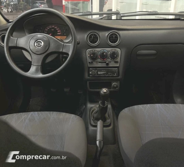 CELTA 1.0 MPFI Life 8V