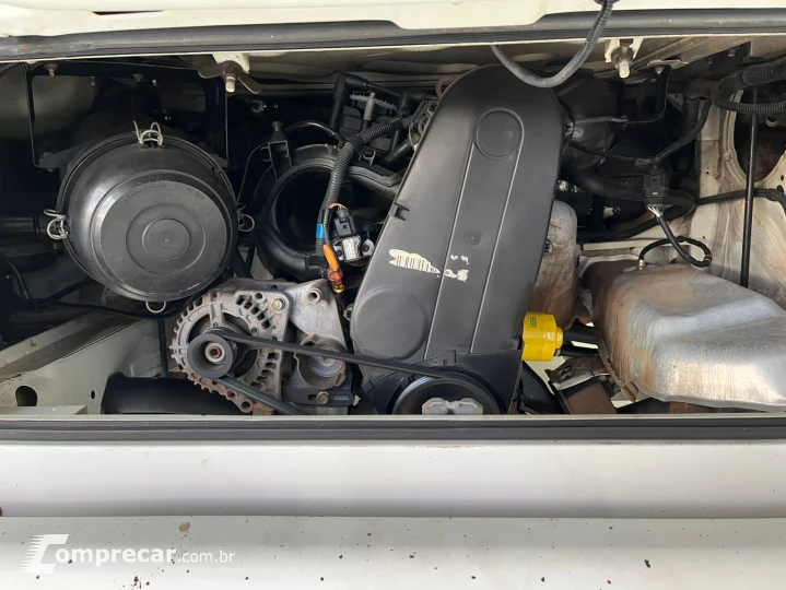 KOMBI 1.4 MI STD Lotação 8V