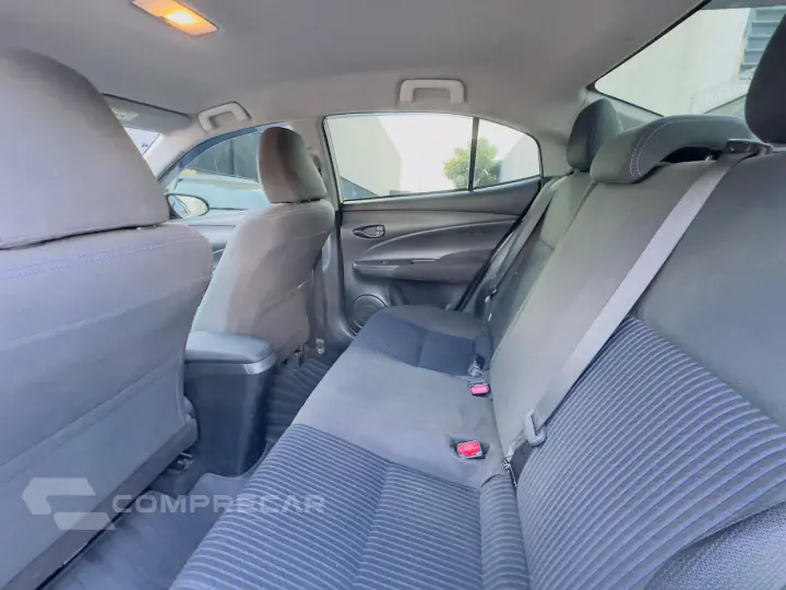 Yaris Sedan 1.5 16V 4P FLEX XL MULTIDRIVE AUTOMÁTICO CVT