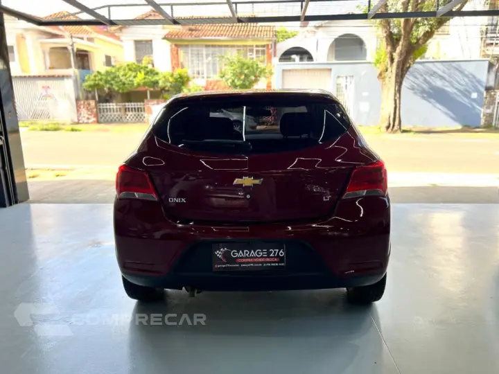 ONIX HATCH LT 1.0 8V FlexPower 5p Mec.