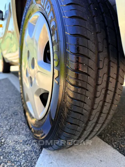 CELTA 1.0 MPFI LS 8V