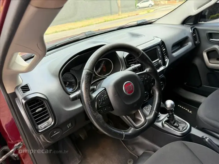 TORO 2.0 16V Turbo Freedom 4WD