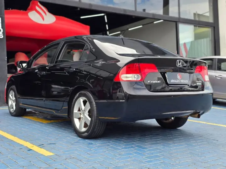 Civic Sedan LXS 1.8/1.8 Flex 16V Mec. 4p