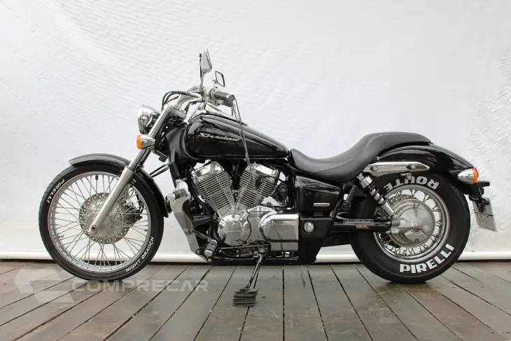 HONDA SHADOW 750
