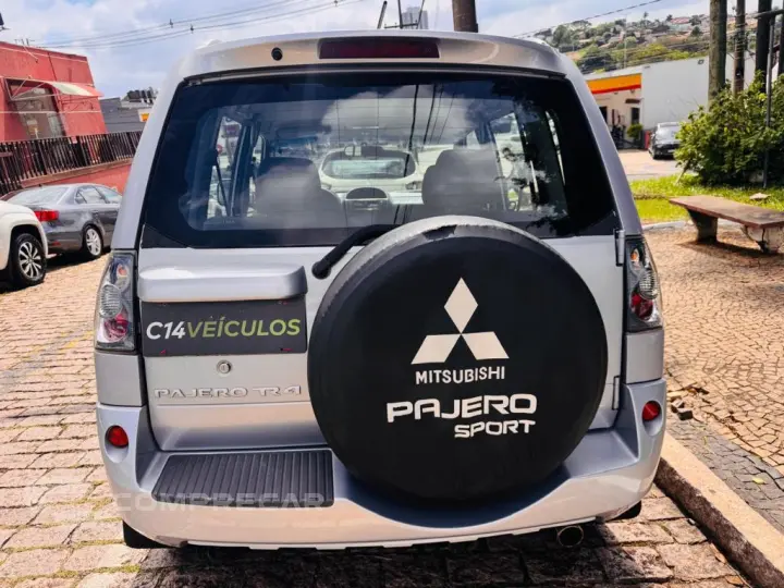 Pajero TR4 2.0/ 2.0 Flex 16V 4x4 Aut.