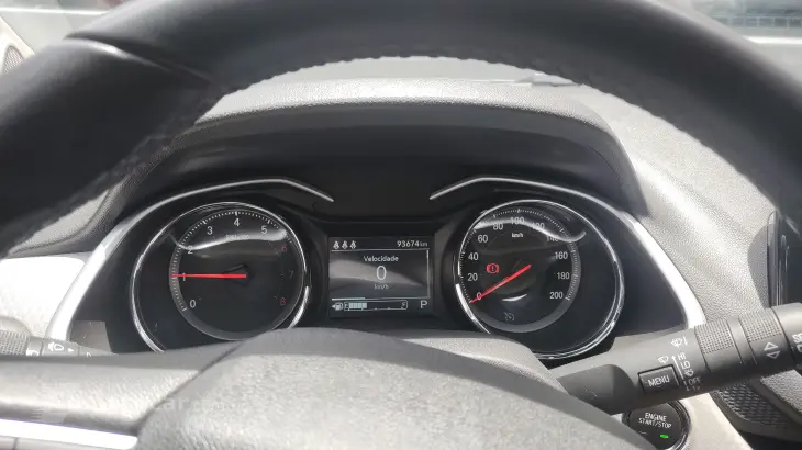 ONIX 1.0 Turbo Plus Premier