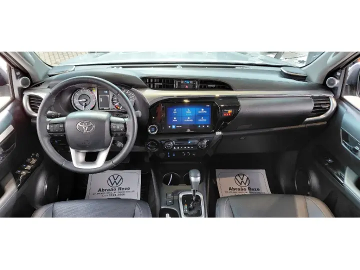 HILUX 2.8 D-4D TURBO DIESEL CD SRX 4X4 AUTOMÁTICO
