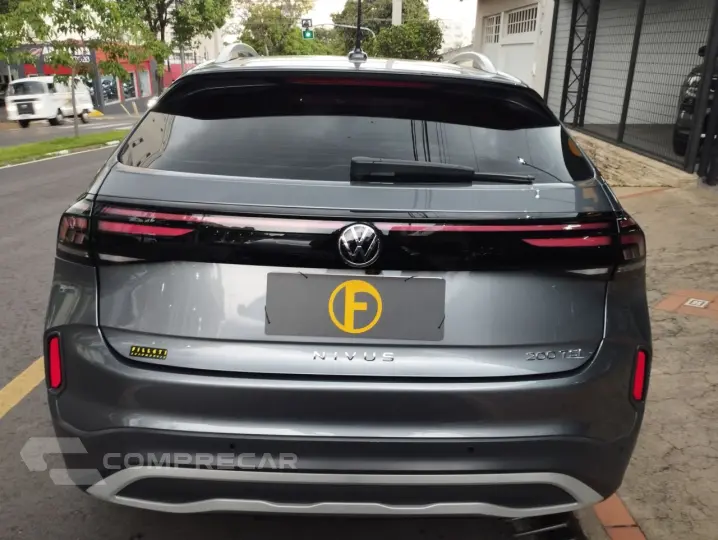 Nivus 1.0 4P FLEX 200 TSI HIGHLINE TURBO AUTOMÁTICO