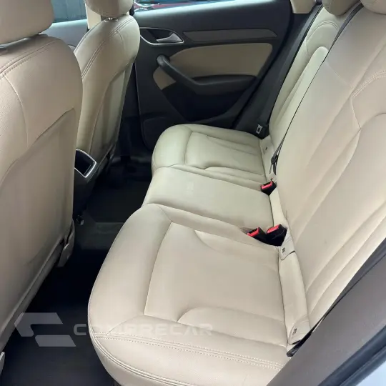 Q3 2.0 TFSI Ambiente Quattro