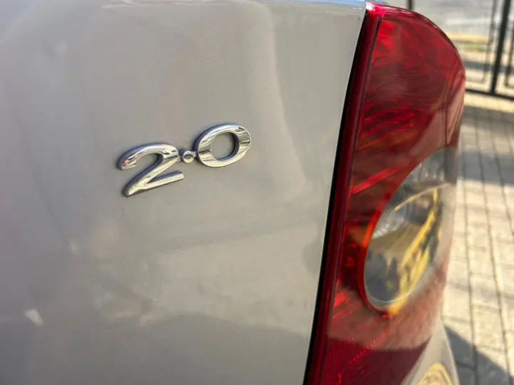 Focus Sedan 2.0 16V/2.0 16V Flex 4p