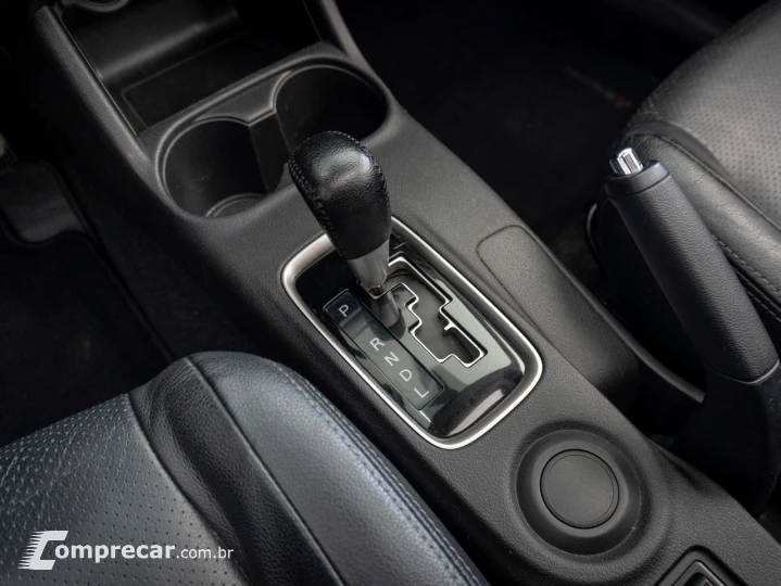 OUTLANDER 2.0 16V 160cv Aut.