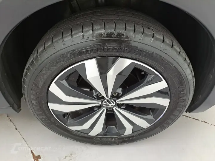 T-CROSS 1.0 200 TSI TOTAL FLEX AUTOMÁTICO