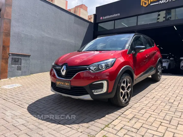 CAPTUR Intense Bose 1.6 16V Flex 5p Aut.