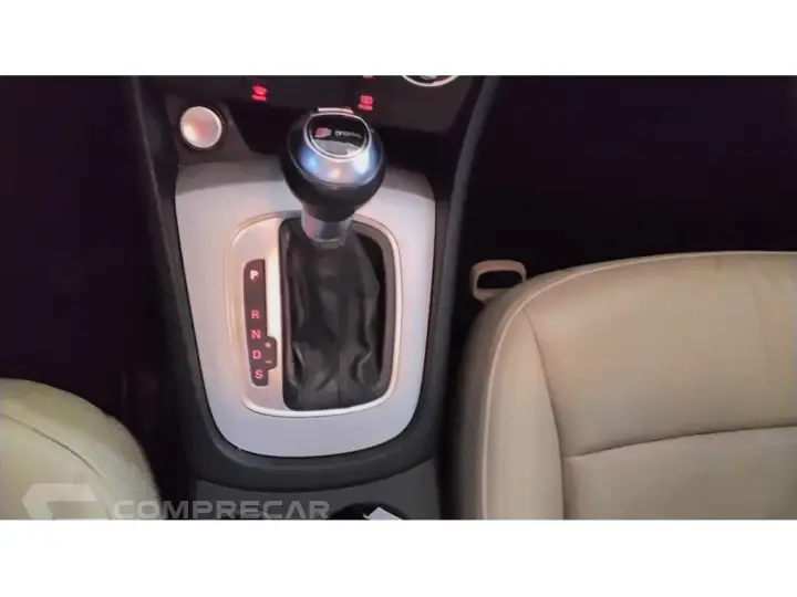 Q3 1.4 TFSI AMBIENTE FLEX 4P S TRONIC