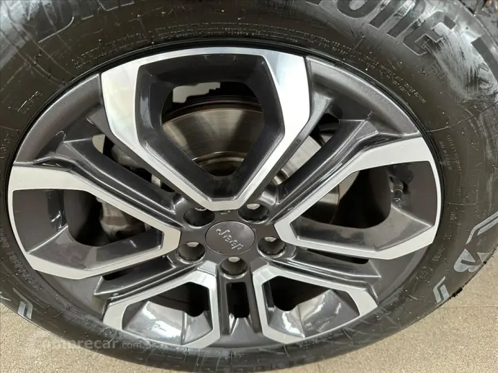 COMMANDER 1.3 T270 TURBO FLEX LIMITED AT6