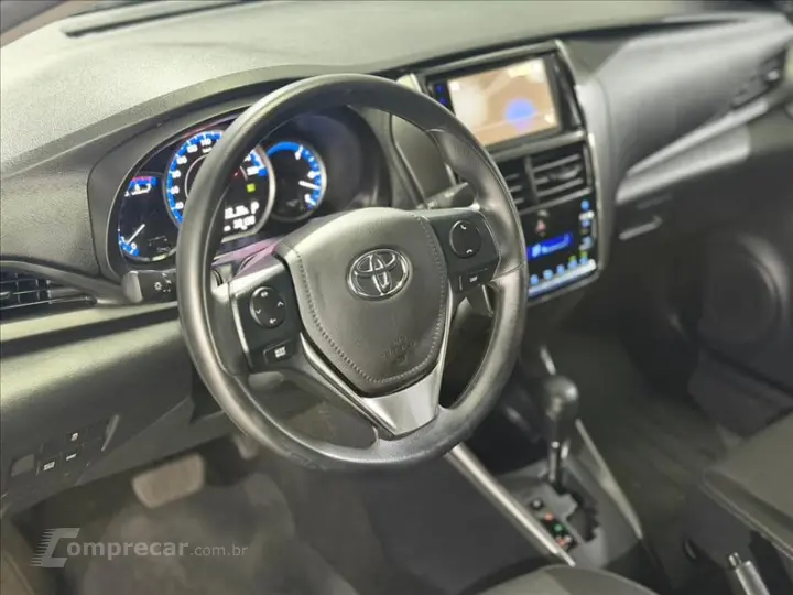 YARIS 1.5 16V Sedan XL