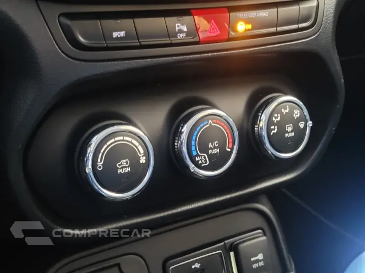Renegade Sport 1.8 4x2 Flex 16V Mec.