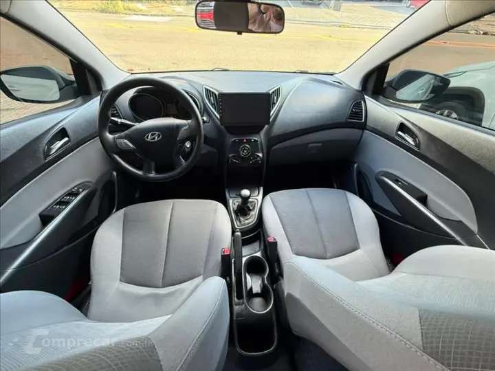 HB20S 1.0 Comfort Plus 12V