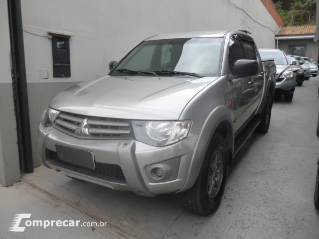 L200 TRITON 2.4 HLS 4X2 CD 16V