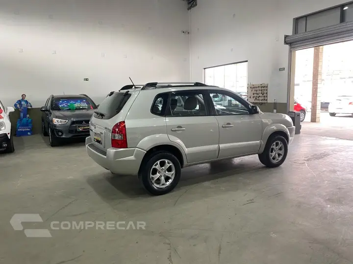Tucson 2.0 Mpfi Gls 16V 143Cv 2Wd Flex 4P Automático