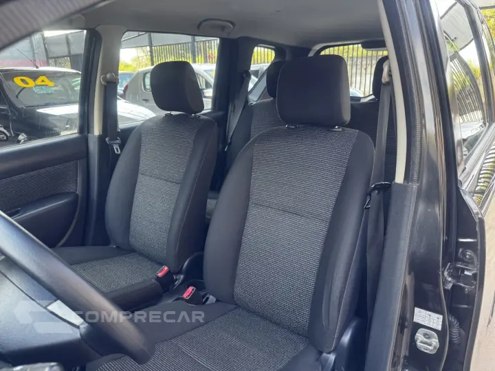 Livina 1.6 16V 4P FLEX