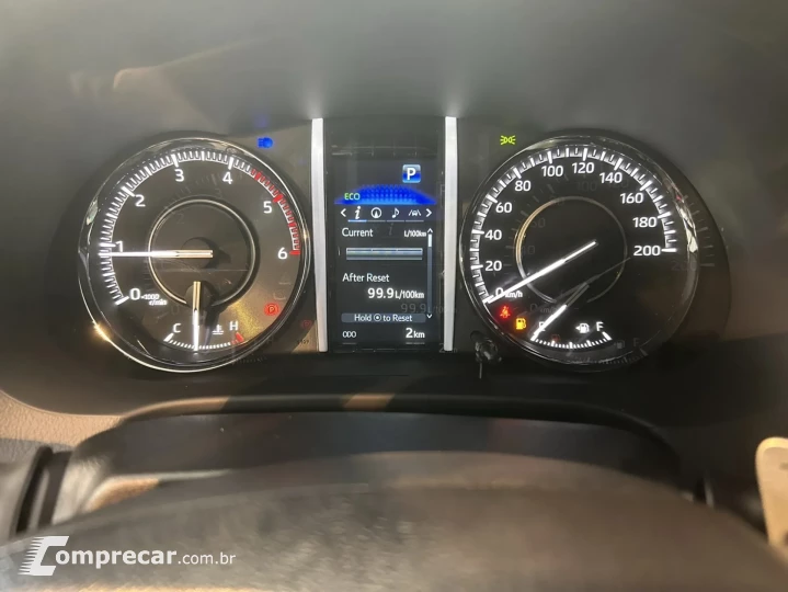 HILUX SW4 2.8 D-4D TURBO DIAMOND 7L 4X4 AUTOMÁTICO