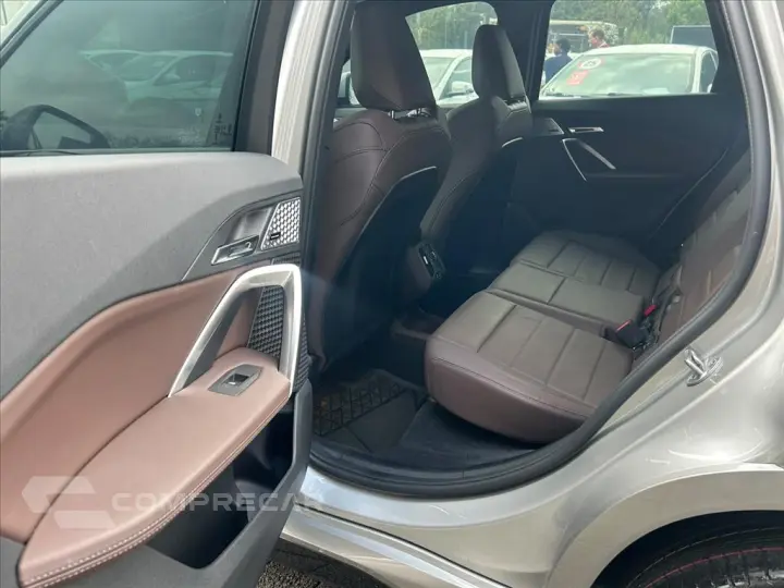 X1 2.0 16V TURBO GASOLINA SDRIVE20I M SPORT STEPT