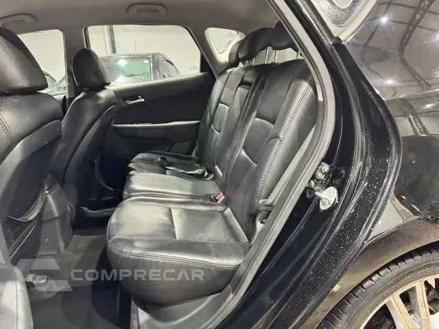 I30 - 2.0 MPFI GLS 16V 4P MANUAL