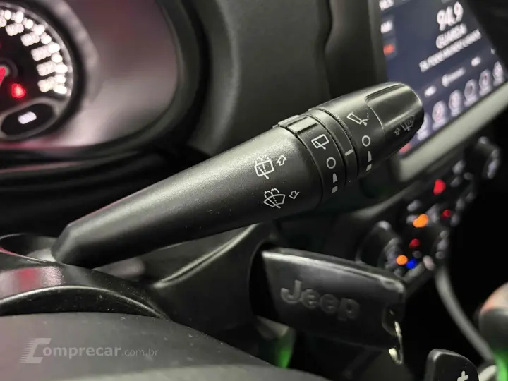 RENEGADE 1.8 16V FLEX LONGITUDE 4P AUTOMÁTICO