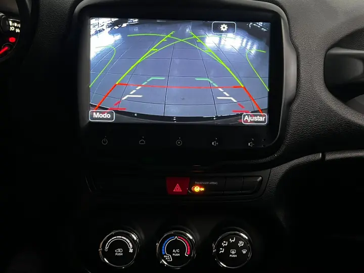 Renegade 1.8 4x2 (Aut) (Flex) (PCD)