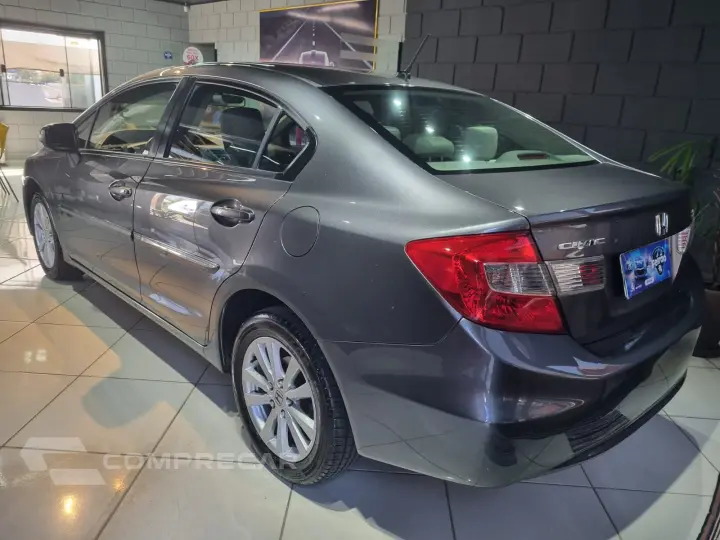 CIVIC 1.8 LXL 16V