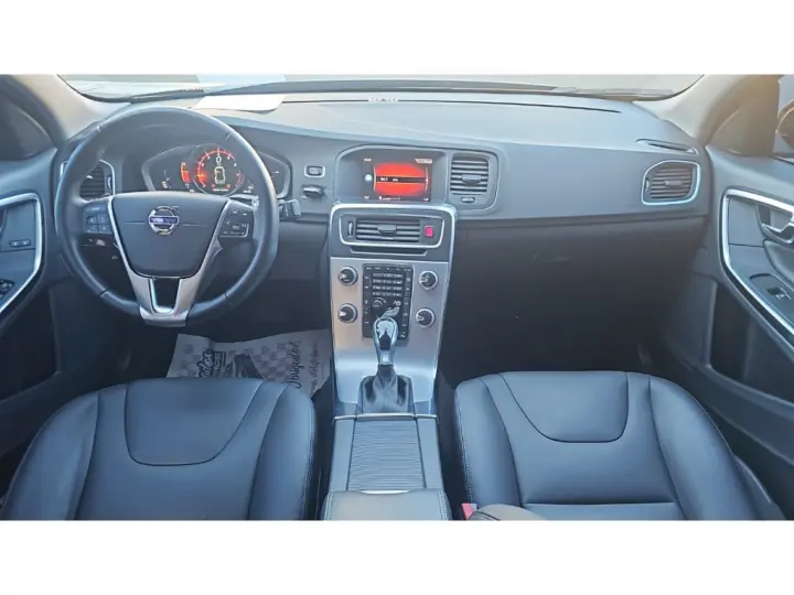 S60 2.0 T4 MOMENTUM GASOLINA 4P AUTOMÁTICO