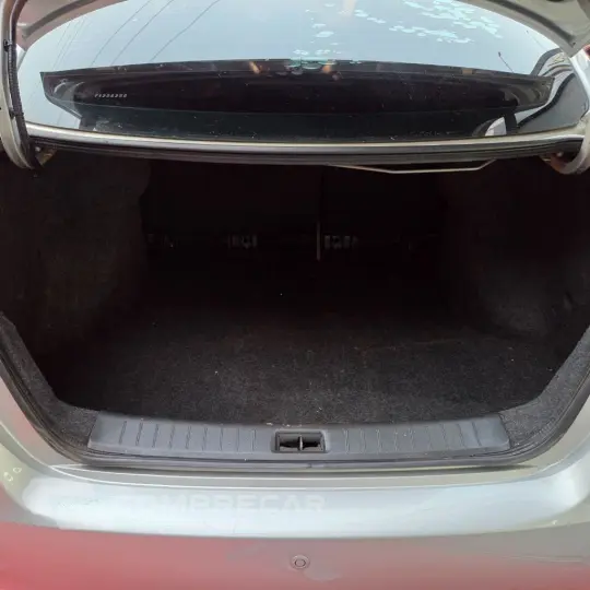 Sentra SL 2.0/ 2.0 Flex Fuel 16V Aut.