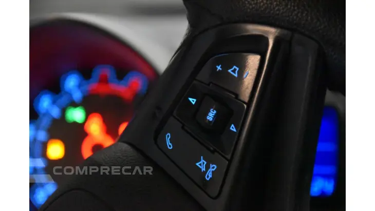 SONIC HATCH - 1.6 LT 16V 4P AUTOMÁTICO