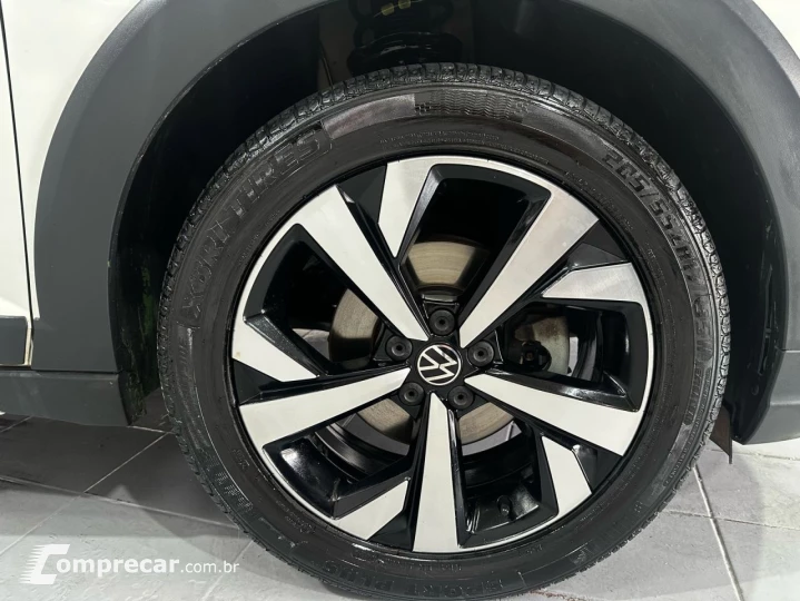 Nivus 1.0 4P FLEX 200 TSI HIGHLINE TURBO AUTOMÁTICO