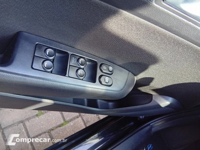 HB20 - 1.0 COMFORT PLUS 12V 4P MANUAL