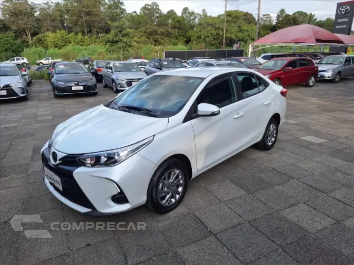 YARIS 1.5 16V FLEX SEDAN XS MULTIDRIVE