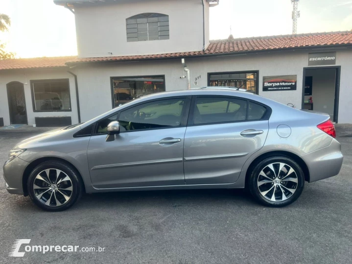 Civic 2.0 16V 4P FLEX LXR AUTOMÁTICO