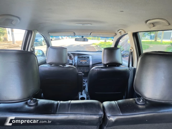 LIVINA 1.6 S X-gear 16V