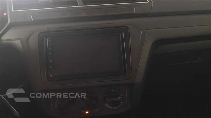 VOYAGE 1.0 12V MPI TOTALFLEX 4P MANUAL