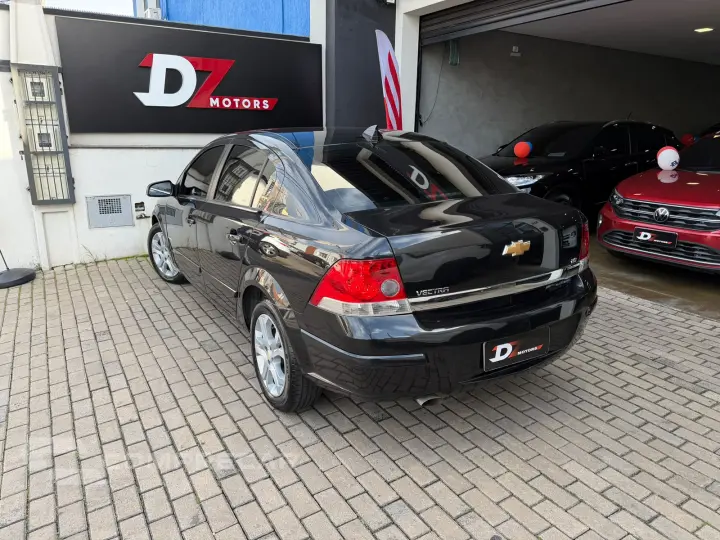 VECTRA 2.0 MPFI Elegance 8V